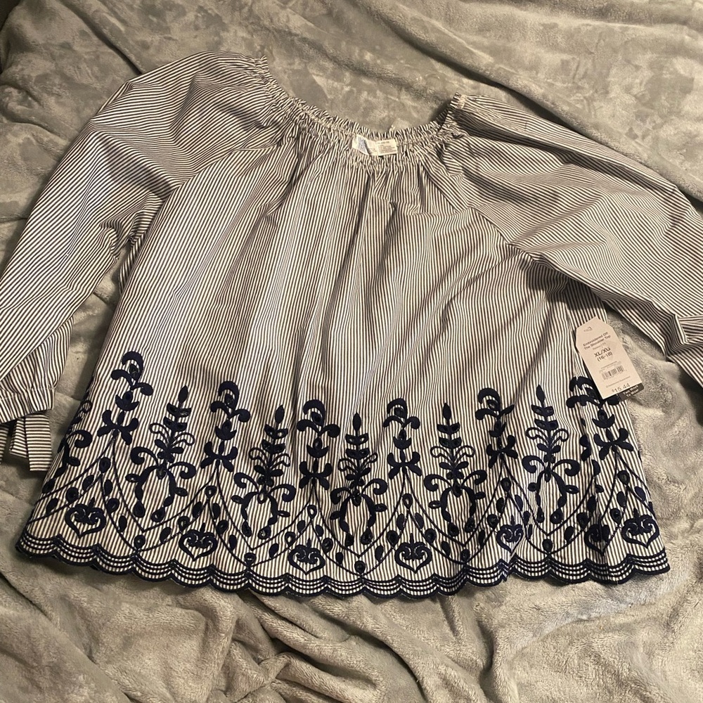 Time and Tru size XL/XG (16-18) Striped Off-Shoulder Blouse with Navy Embroidery